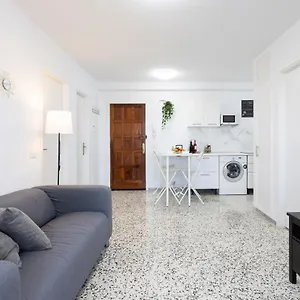 home2book-apartamento-vista-al-mar.tenerifehoteles.net/